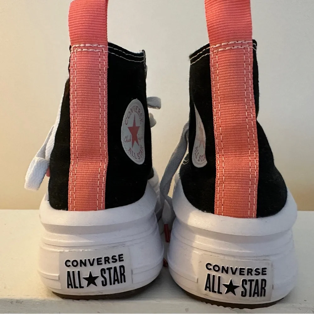 Converse Kids Black High-Top Platform Sneakers with Pink Heel Tab